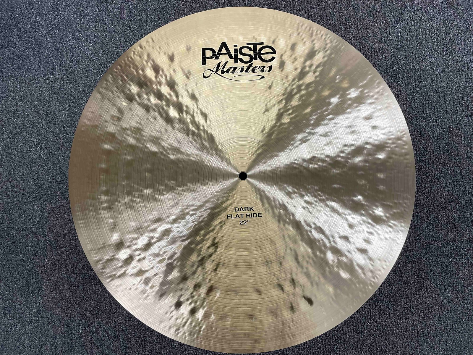 Platillo ride Paiste Masters Series de 22" con tapa plana oscura *EN STOCK*